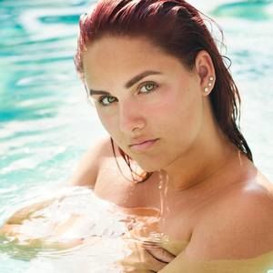 Meet your Posher, Francesca